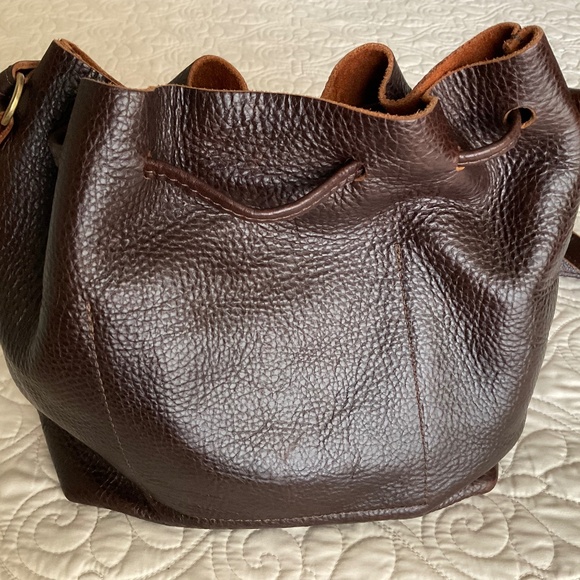 Portland Leather Large Bucket Bag - Picture 2 of 6
